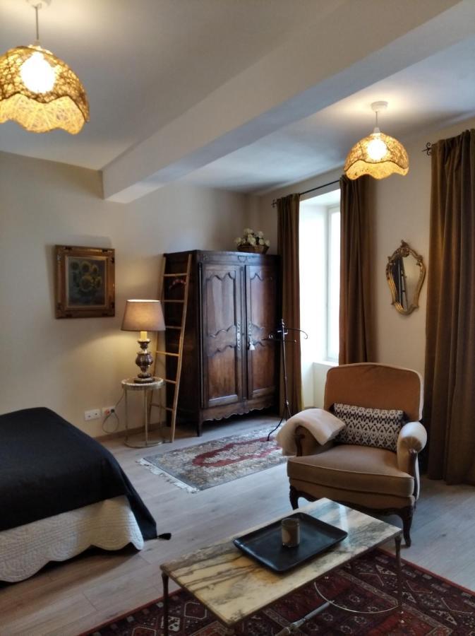 Le Logis De Saint Cyr Aparthotel Issoudun Ngoại thất bức ảnh