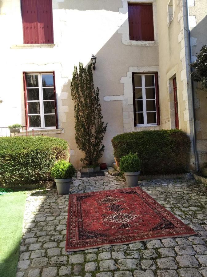 Le Logis De Saint Cyr Aparthotel Issoudun Ngoại thất bức ảnh