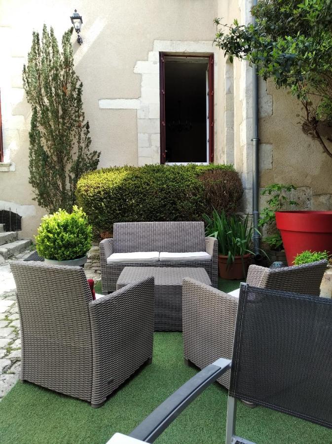 Le Logis De Saint Cyr Aparthotel Issoudun Ngoại thất bức ảnh