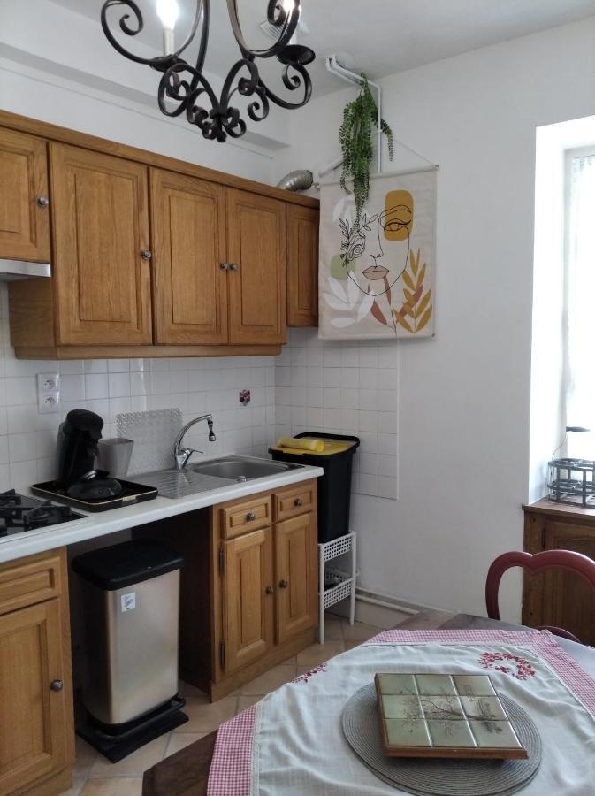 Le Logis De Saint Cyr Aparthotel Issoudun Ngoại thất bức ảnh