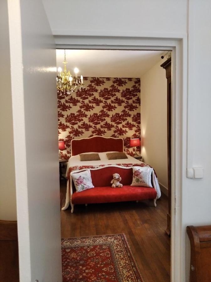 Le Logis De Saint Cyr Aparthotel Issoudun Ngoại thất bức ảnh
