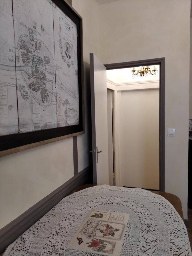 Le Logis De Saint Cyr Aparthotel Issoudun Ngoại thất bức ảnh
