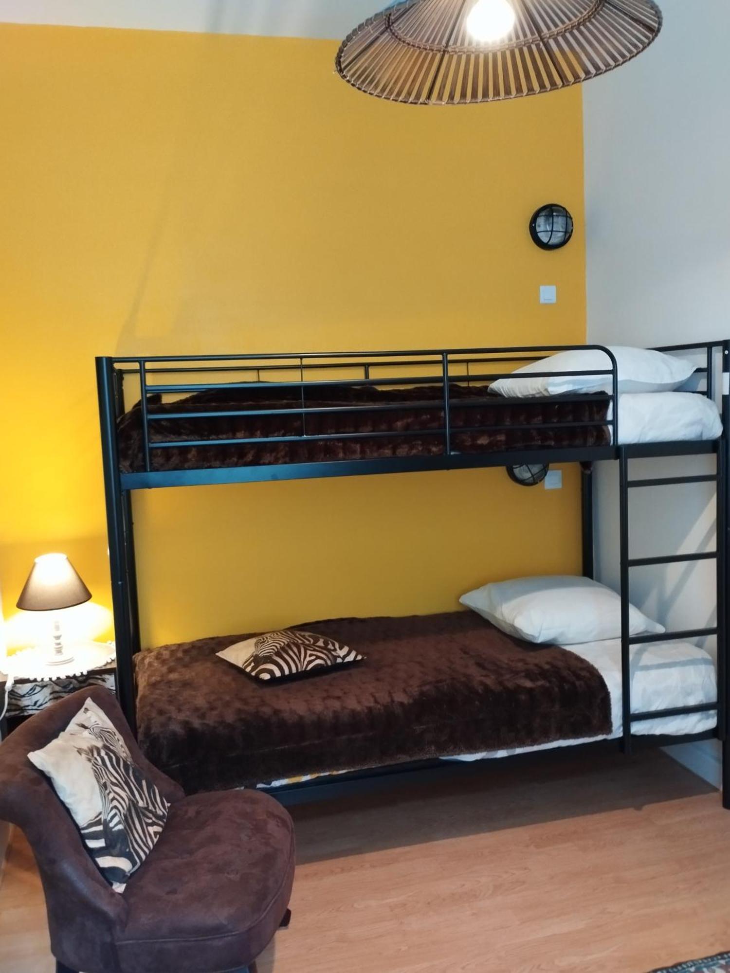 Le Logis De Saint Cyr Aparthotel Issoudun Ngoại thất bức ảnh